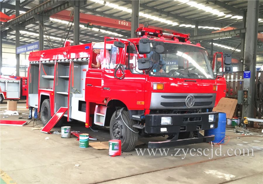 東風(fēng)153消防車(chē)后期加工 東風(fēng)153消防車(chē)后期加工