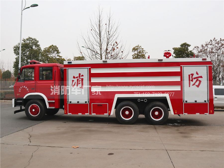 東風12噸泡沫消防車 東風12噸泡沫消防車