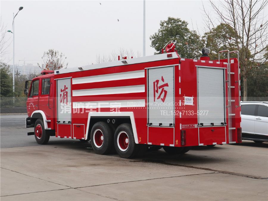 東風12噸泡沫消防車 東風12噸泡沫消防車